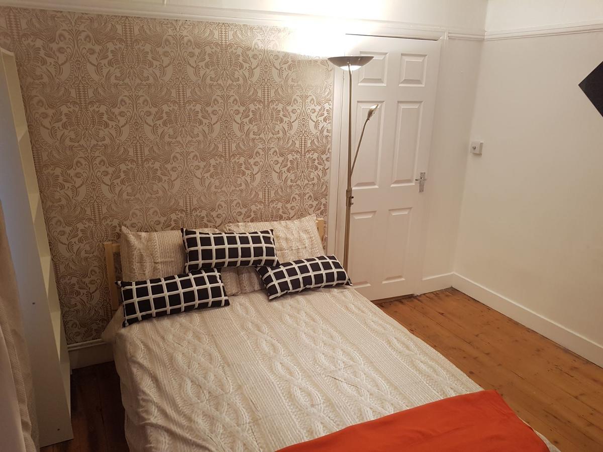Rome Guest House Лестер Экстерьер фото