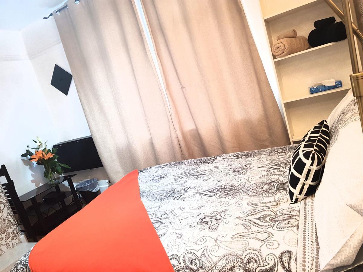 Rome Guest House Лестер Экстерьер фото